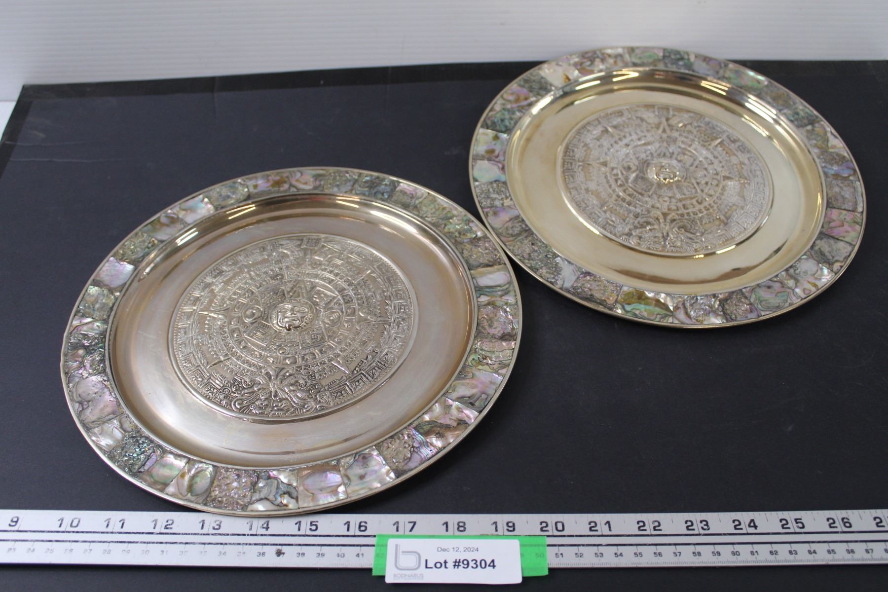 Aztec Plates (2) Aztec Calendar Plates w/Mother of Pearl Border - 11.5