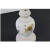 Image 3 : Vintage Satin Glass Boudoir Lamp - Consigner Says Works