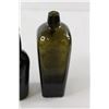 Image 6 : Cased Gin Vintage Bottle, (2) Glass Bottles
