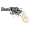 Image 2 : Lovely Engraved Colt DS-II Double Action Revolver