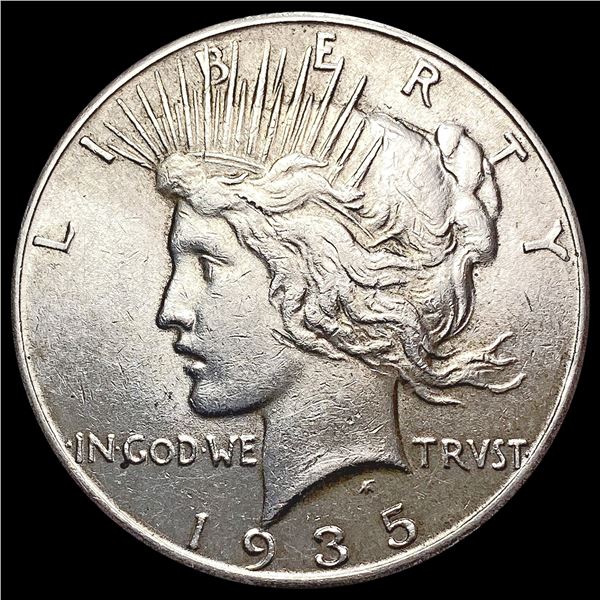 1935 Silver Peace Dollar NEARLY UNCIRCULATED