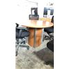 Image 2 : CHERRY 42" ROUND TABLE