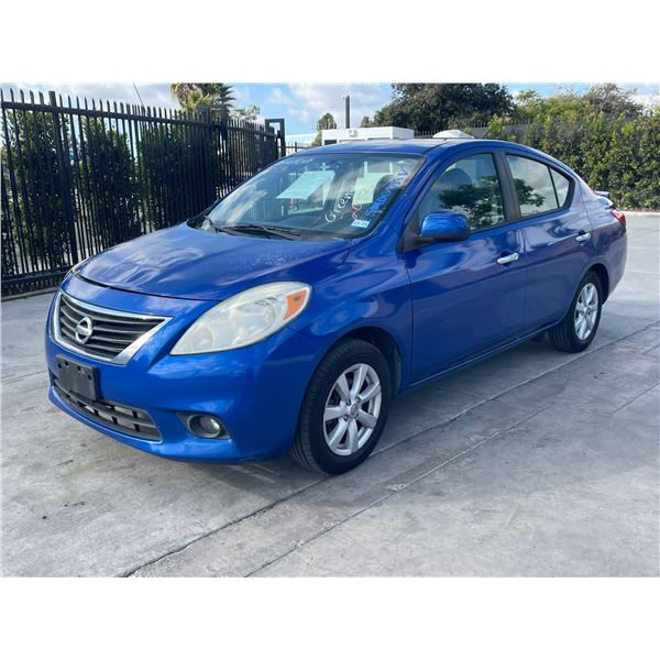 NISS VERSA 2013 O/S-T DON - SMOG
