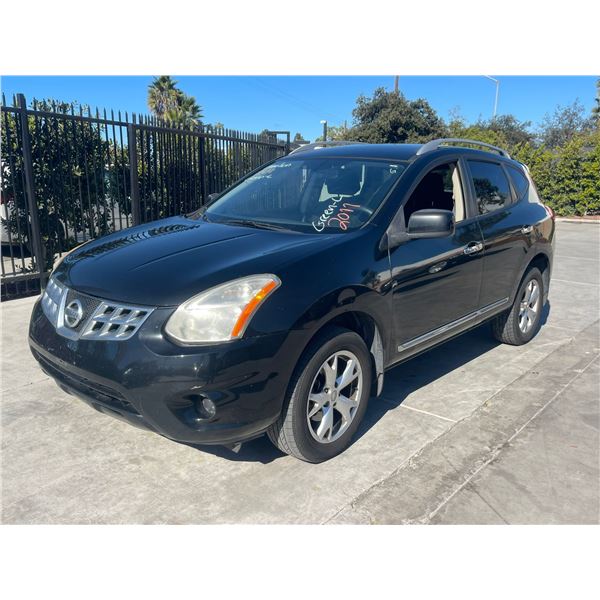 NISS ROGUE 2011 T-DONATION