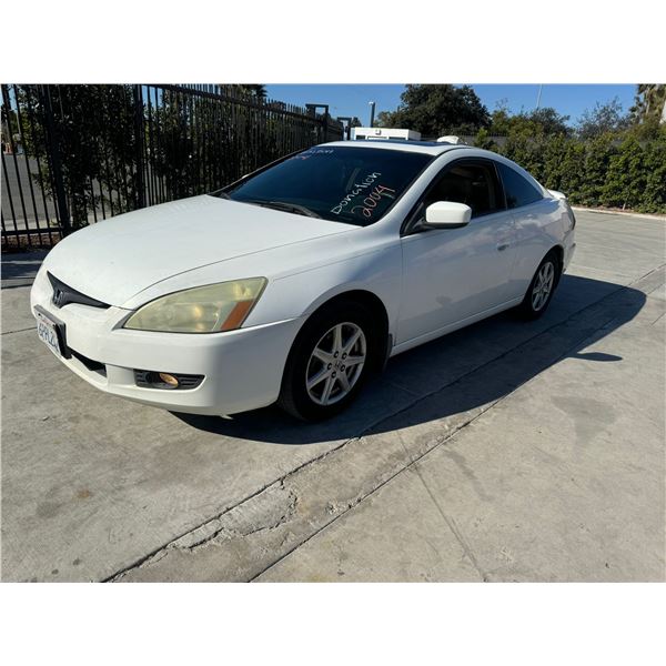 HOND ACCORD 2004 T-DONATION