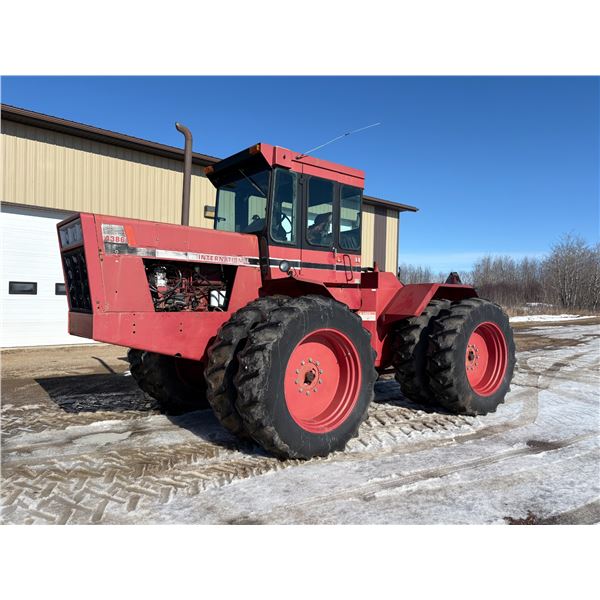 IH 4386 (Red Power) Tractor, CAHR, 230 Hp, SN. 2970005U002861, 3 hyds, 18.4 x 38 duals, has a Rebuil