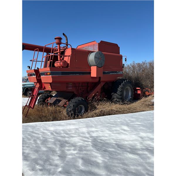 Case IH 1480 Combine, SN. X64341X c/w 810 header, - reverser, new top sieve