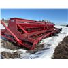 Image 15 : Case IH- 2- 14 ft. 7200 Hoe Drills c/w factory transport, Solid packers, Fertilizer has never been u