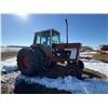Image 12 : IH 1086 Tractor, 131 H.P. CAB, rebuilt torque & clutch, engine replaced with approx. 1500 hrs on it,