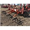 Image 6 : Case IH 5600 45 ft. Deep Tillage c/w 3 bar tines, nice & tight