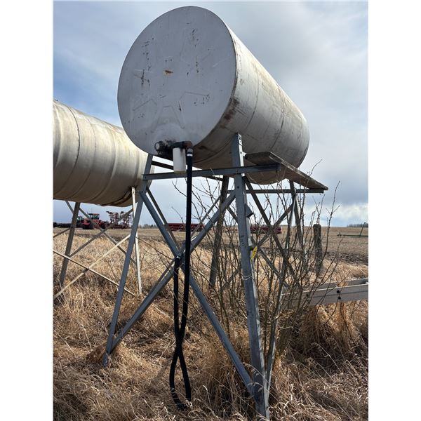 500-gal fuel tank & stand