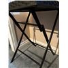 Image 2 : Wicker Patio Table