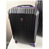 Image 2 : Olympia Luggage Lot