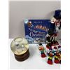 Image 2 : Christmas Décor Lot