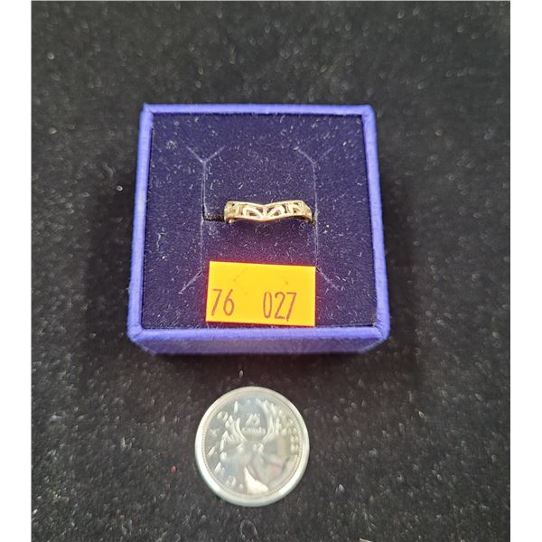 10K Gold Ring (0.73g)