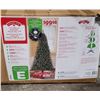 Image 2 : 7" Pre-Lit Christmas Tree