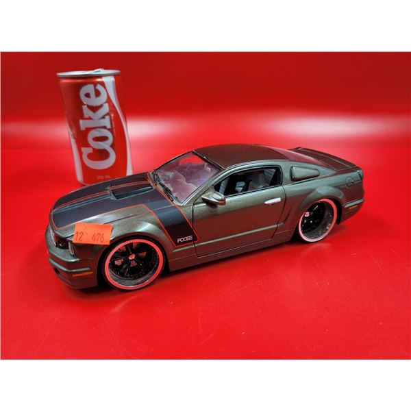 1/24 Scale Die-Cast Ford Mustang