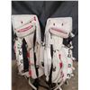 Image 2 : Vaughn Velocity Goalie Pads