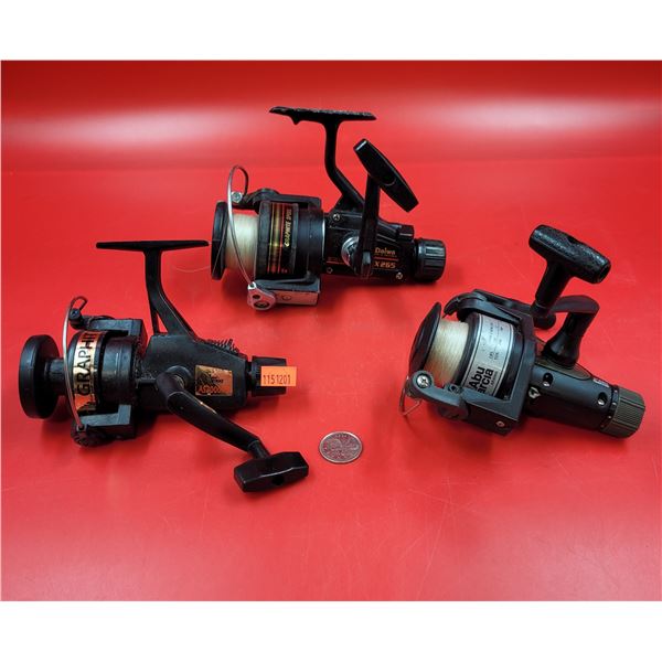 3 Fishing Reels (Aqua Strike, Daiwa, etc.)