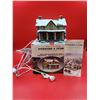 Image 1 : Currier & Ives Handcrafted Porcelain House
