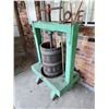 Image 2 : Antique Wine Press