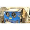 Image 2 : FLOOR MODEL SANDBLASTER WITH NEW GLOVES