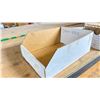 Image 2 : GROUP LOT OF BOXES. 6 1/2 PACKS. 2 SIZES