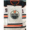 Image 3 : EVANDER KANE SIGNED OILERS JERSEY BECKETT COA
