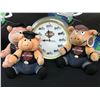 Image 1 : LOT OF 3 HARLEY DAVIDSON STUFFED PIGS AND A HARLEY DAVIDSON WALL CLOCK