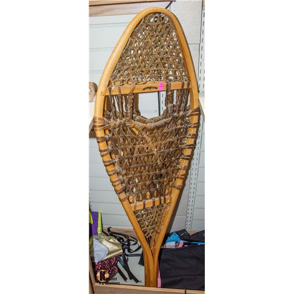PAIR OF SNOW BIRD SNOWSHOES
