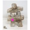 Image 1 : INUKSHUK STONE CARVING