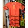 Image 1 : YOUTH ORANGE REGALIA DRESS