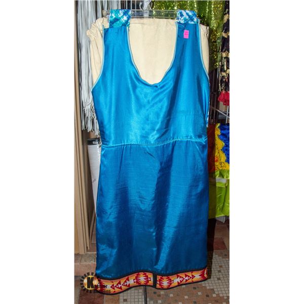 WOMENS TWO PIECE REGALIA DANCE OUTFIT