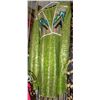 Image 1 : INDIGENOUS REGALIA GREEN TOP