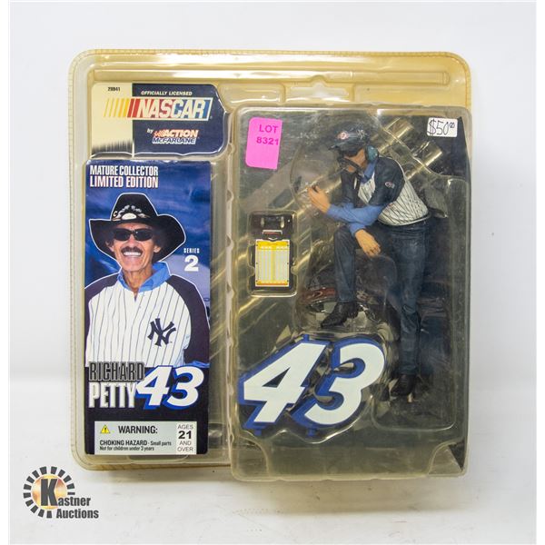 RICHARD PETTY #43 NASCAR FIGURINE