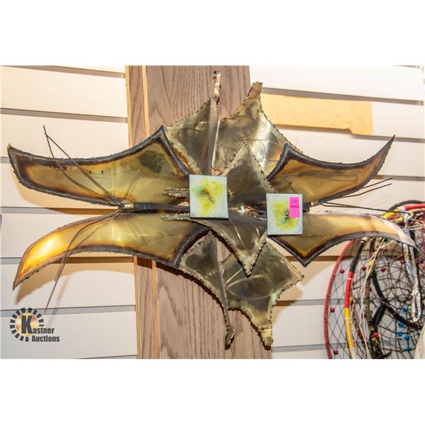 ABSTRACT TIN WALL HANGING