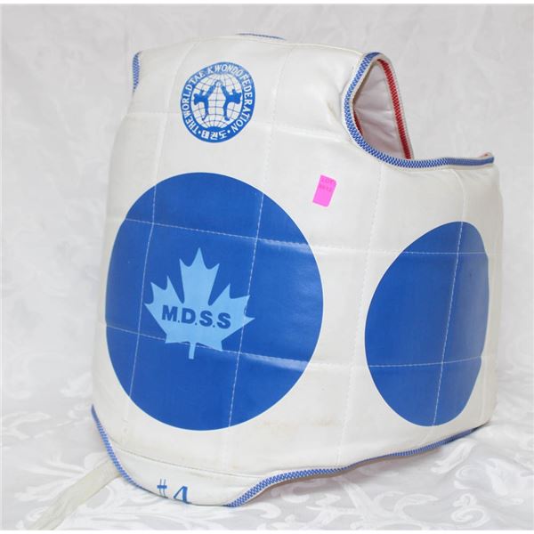 TAEKWONDO YOUTH CHEST PROTECTOR SIZE; LRG 4