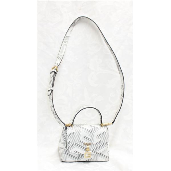 NEW GUESS WHITE/ GREY PRINT WOMENS HANDBAG W/