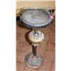 Image 1 : ANTIQUE ASHTRAY STAND
