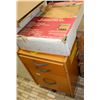 Image 1 : 3 DRAWER OFFICE CABINET & RUBBERMAID 2 DRAWER