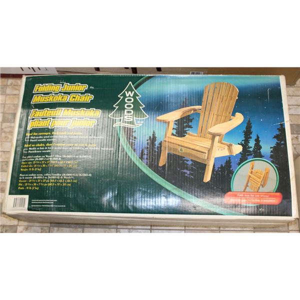WOODS JUNIOR FOLDING MUSKOKA CHAIR IN BOX