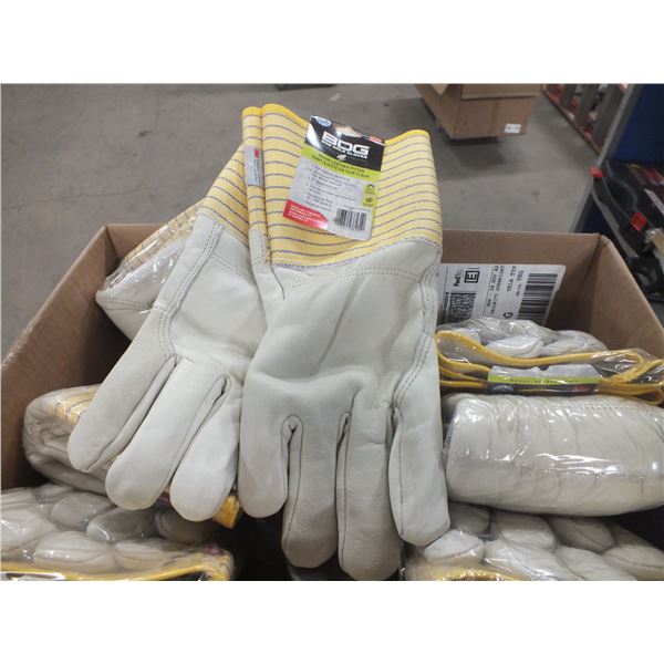 8 Pairs Of Winter Work Gloves