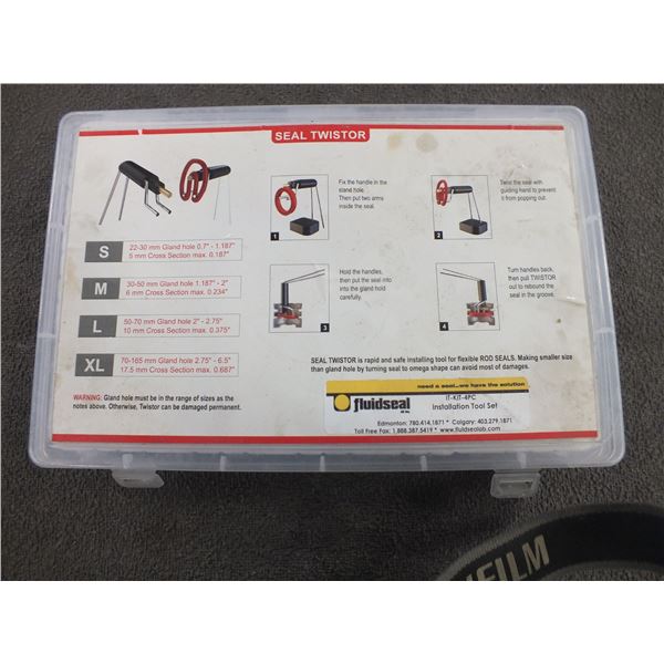 Seal Twister