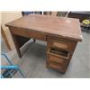 Image 1 : Antique Oak Desk