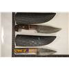 Image 1 : 2 DAMASCUS STEEL KNIVES NEW WITH LEATHER SHEATHS: