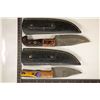 Image 2 : 2 DAMASCUS STEEL KNIVES NEW WITH LEATHER SHEATHS: