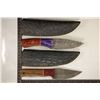Image 1 : 2 DAMASCUS STEEL KNIVES NEW WITH LEATHER SHEATHS: