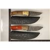 Image 1 : 2 DAMASCUS STEEL KNIVES NEW WITH LEATHER SHEATHS: