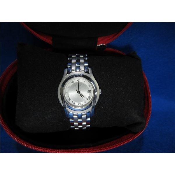 Gucci Lady's Watch - Working at time of cataloging