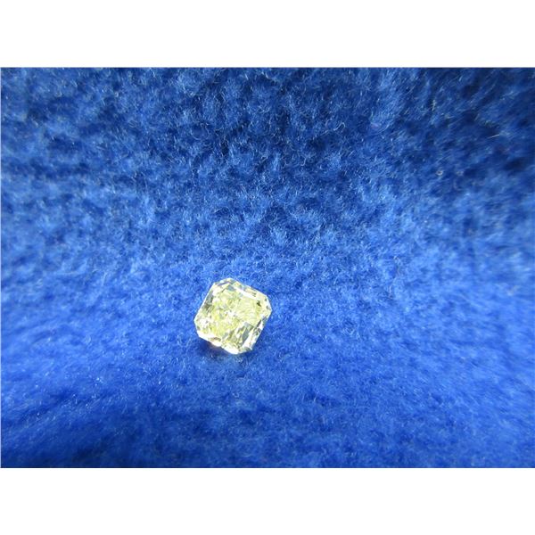 Loose 1.50 ct. Colored Diamond Light Orangy Yellow